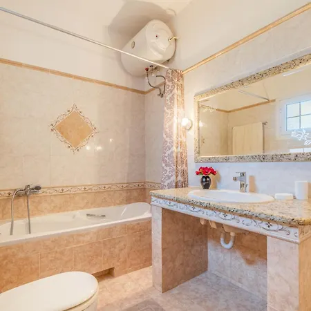 Apartament Even Ezer With Private Pool *
