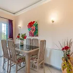 Even Ezer With Private Pool Апартаменты Poulades