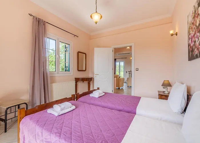 Apartmán Even Ezer With Private Pool Pouládes